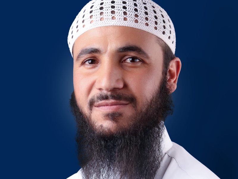 مصمم جرافيك بناء وتطوير العلامات التجارية تصميم الشعارات والهويات البصرية.